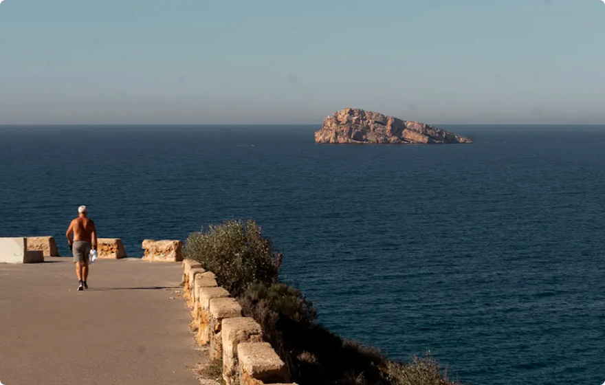 Explorar la Isla de Benidorm