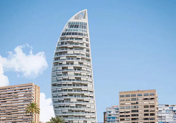 Ruta por los edificios más singulares de Benidorm