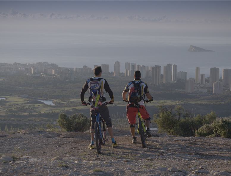 Benidorm a pedales: naturaleza, adrenalina y vistas infinitas