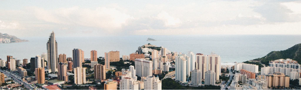 Benidorm aborda la sostenibilidad desde múltiples dimensiones: 