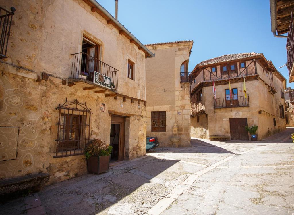 El Bulín de Pedraza, Casa del Serrador